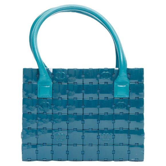 Chanel Puzzle blue plastic CC chip leather stitch tote bag - Picture 3 of 6